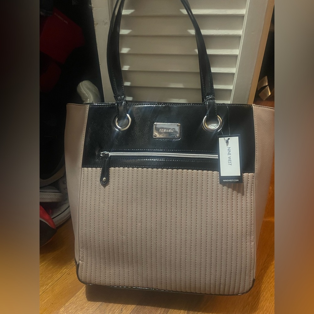 NWT Nine West purse